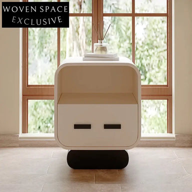 Modern Luxury Solid Wood Bedroom Furniture, White Nightstand with Drawer