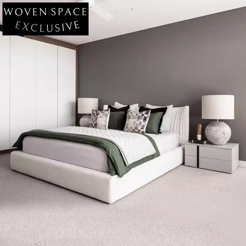 Modern Luxury Upholstered King Size Fabric Bed for Home & Hotel