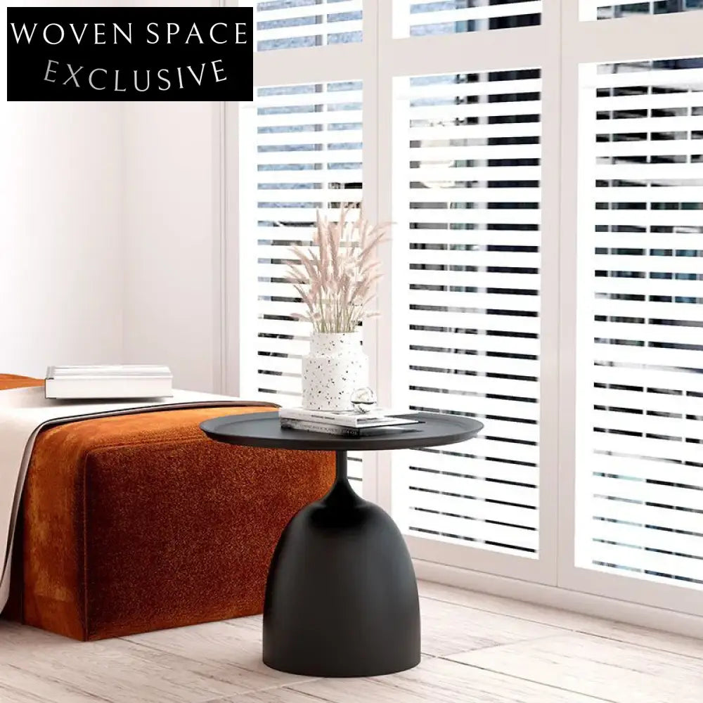 Modern Minimalist Black Metal Round Side Coffee Table with Tray Top