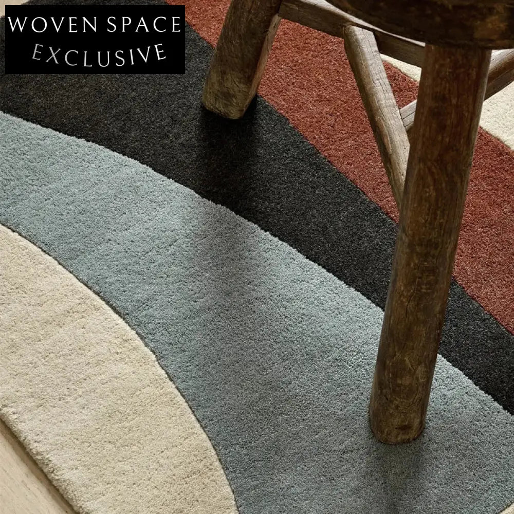 Modern Minimalist Geometric Polyester Area Rug for Living Room & Bedroom