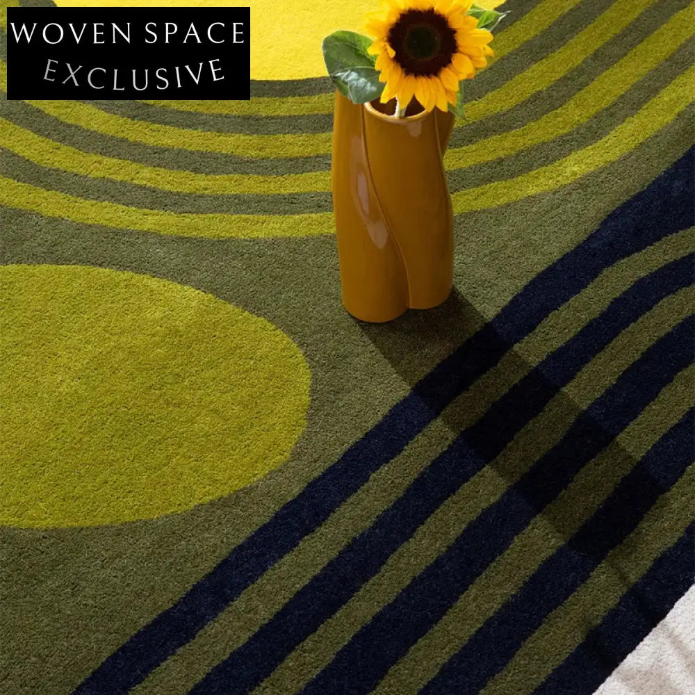 Modern Minimalist Geometric Polyester Area Rug for Stylish Home Decor