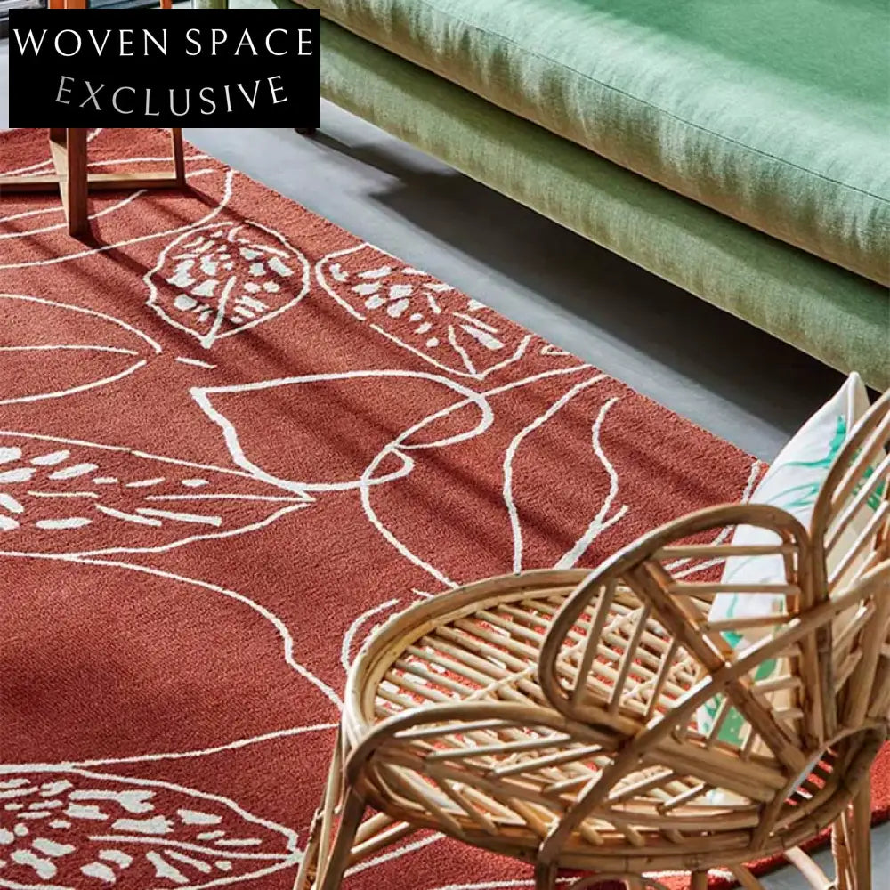 Modern Minimalist Handmade Polyester Area Rug - Soft Geometric Design for Home Decor