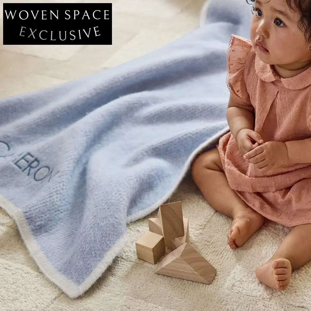 Modern Minimalist Luxury Living Room Bedroom Carpet with 3D Design