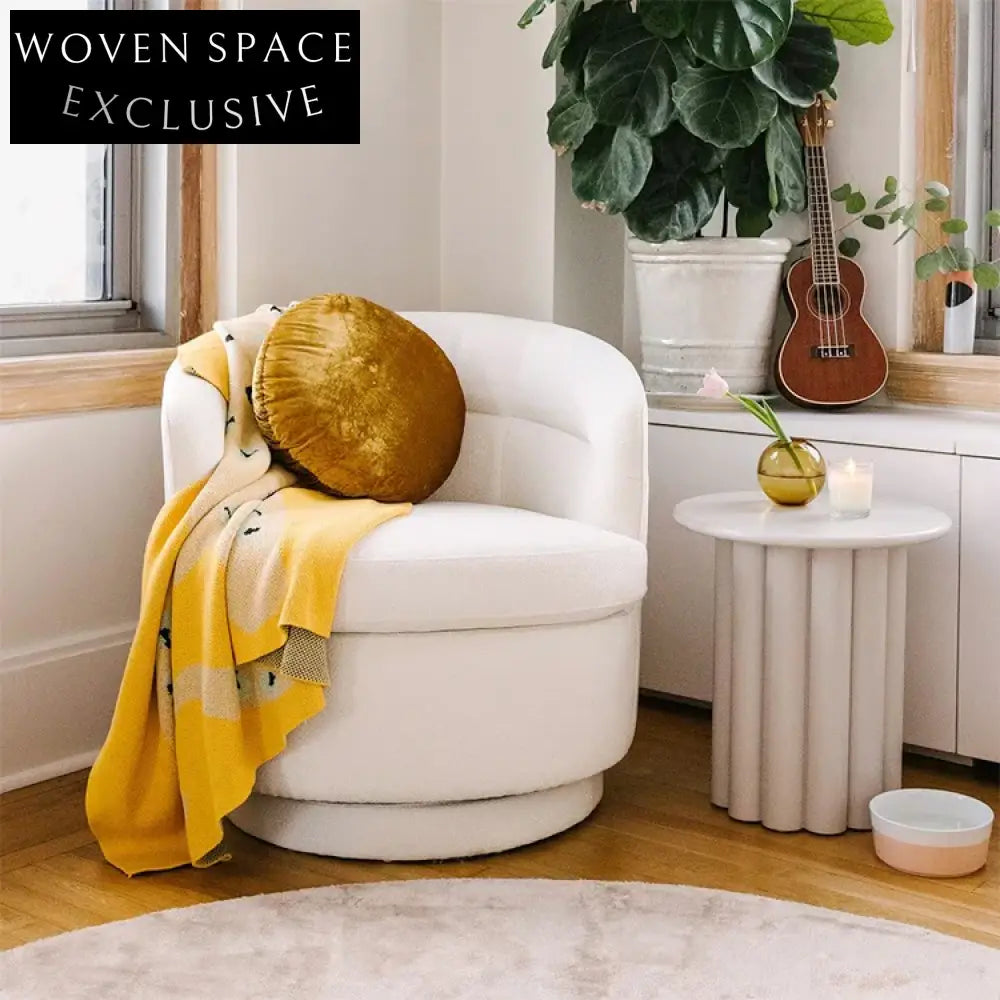 Modern Minimalist Nordic Round Light Luxury Solid Wood Apartment Coffee Table