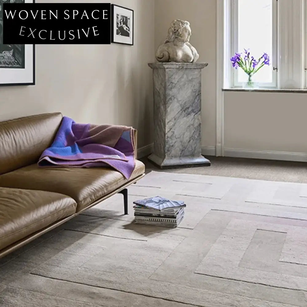 Modern Minimalist Polyester Area Rug - Geometric Design for Living Room & Bedroom