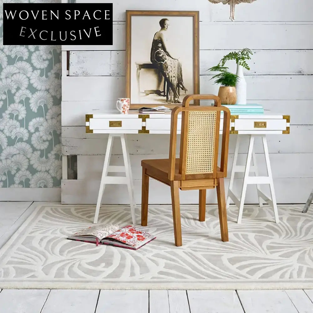 Modern Minimalist Polyester Area Rug – Hand-Tufted for Home Comfort