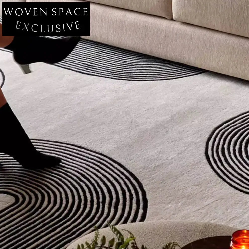 Modern Nordic Abstract Plush Throw Blanket for Cozy Living Room Bedroom Comfort