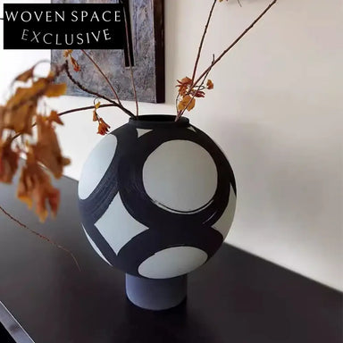 Modern Nordic Ceramic Flower Vase for Stylish Home and Office Decor