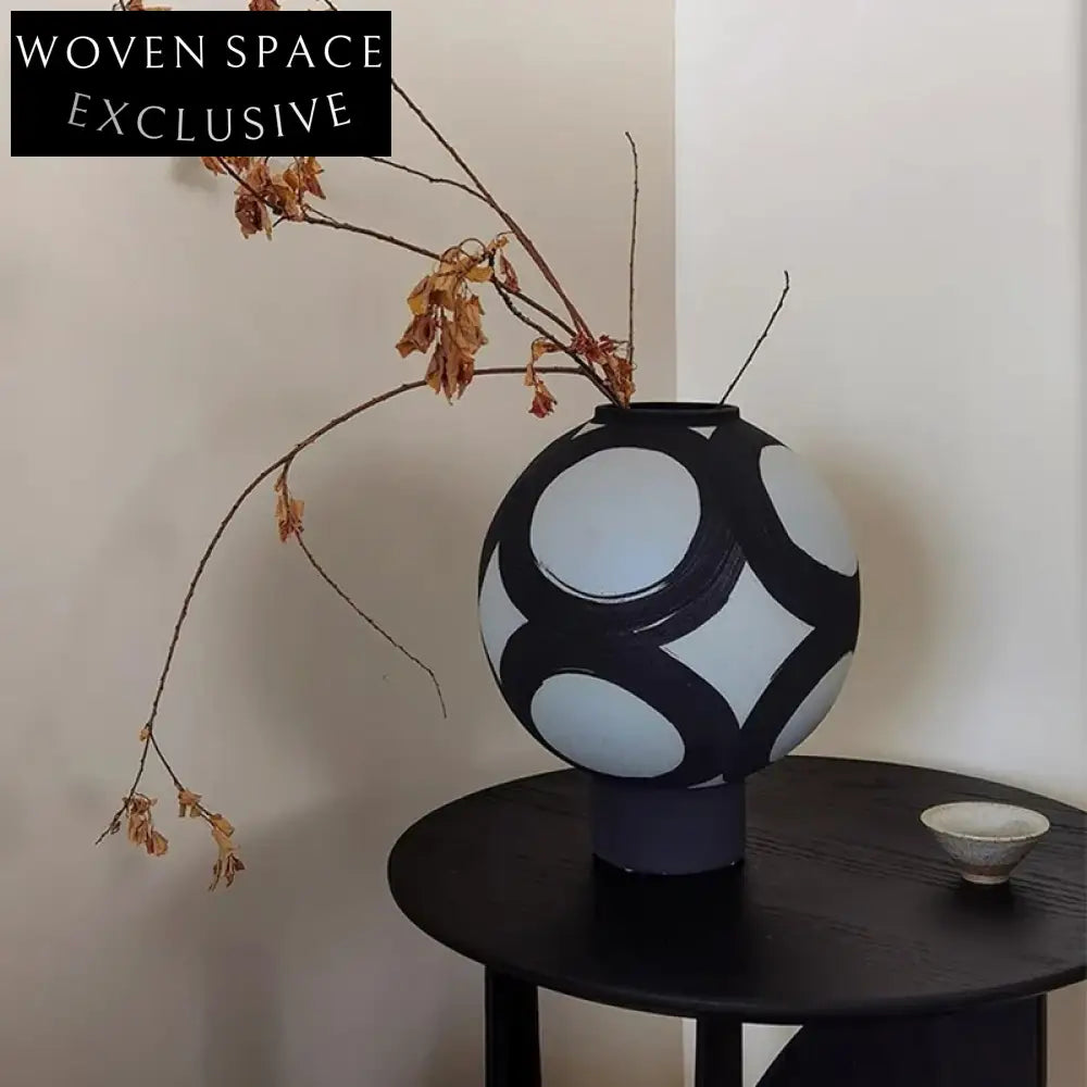 Modern Nordic Ceramic Flower Vase for Stylish Home and Office Decor