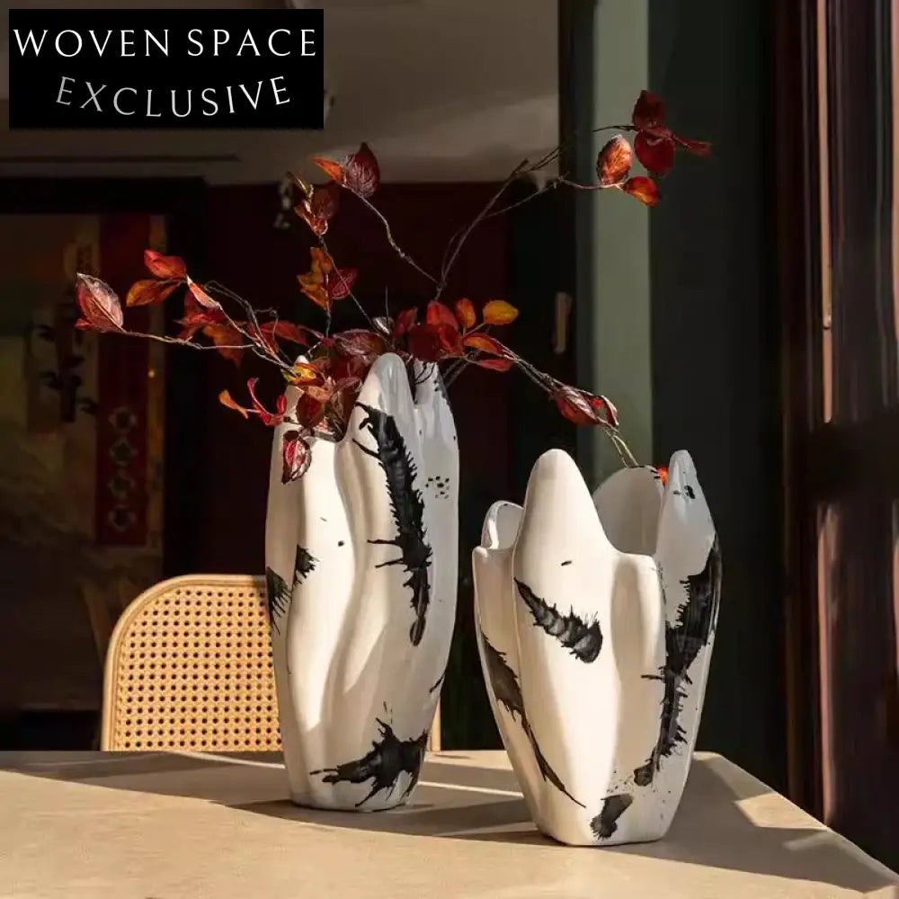 Modern Nordic Irregular Ceramic Tabletop Flower Vase