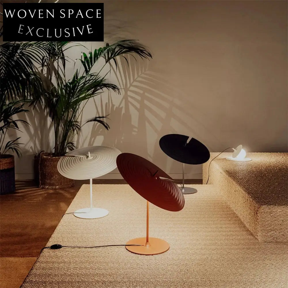 Modern Nordic Round LED Metal Base Decorative Table Lamp for Living Room