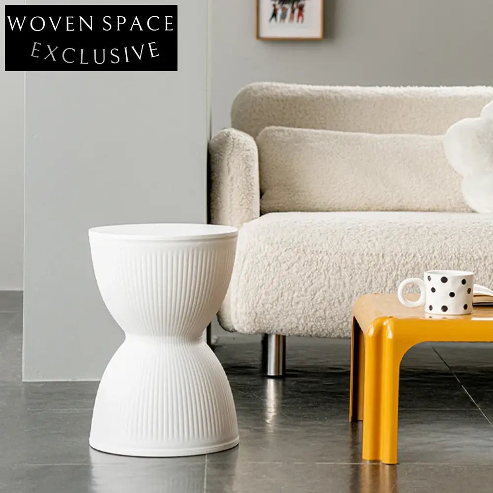 Modern Nordic Round PP Plastic Conical Web Design Living Room Side Table