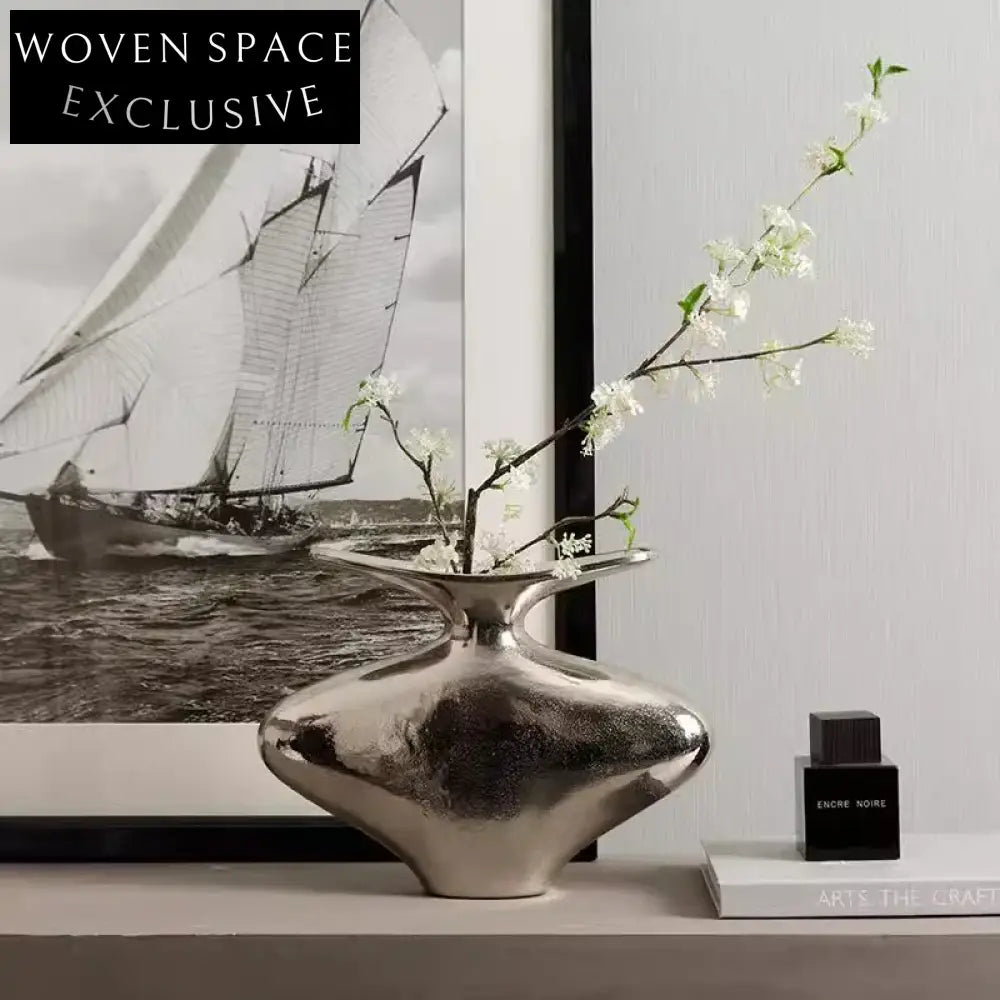 Modern Nordic Silver Aluminum Tabletop Decorative Flower Vase