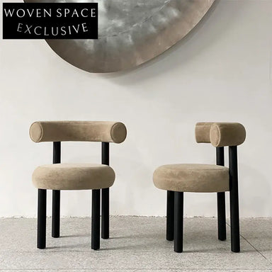 Modern Nordic Velvet Dining Chair with Sleek Metal Legs and Curved Back Design