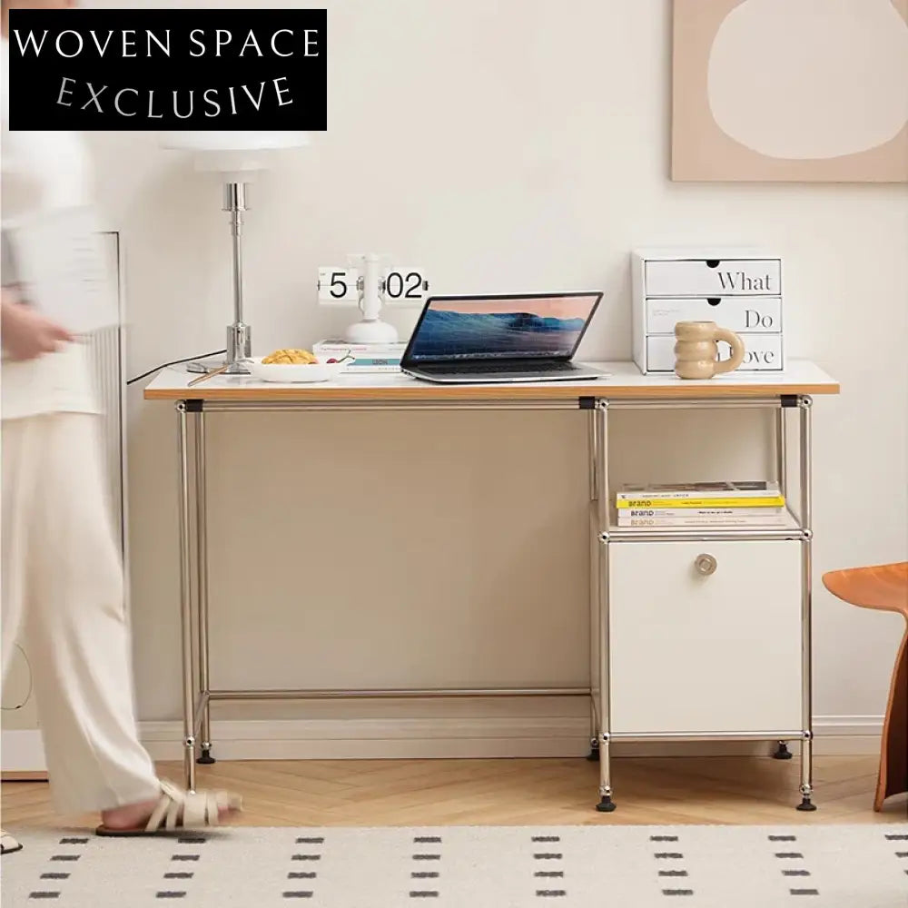 Modern Nordic Wooden Dressing Table for Bedroom or Home Office