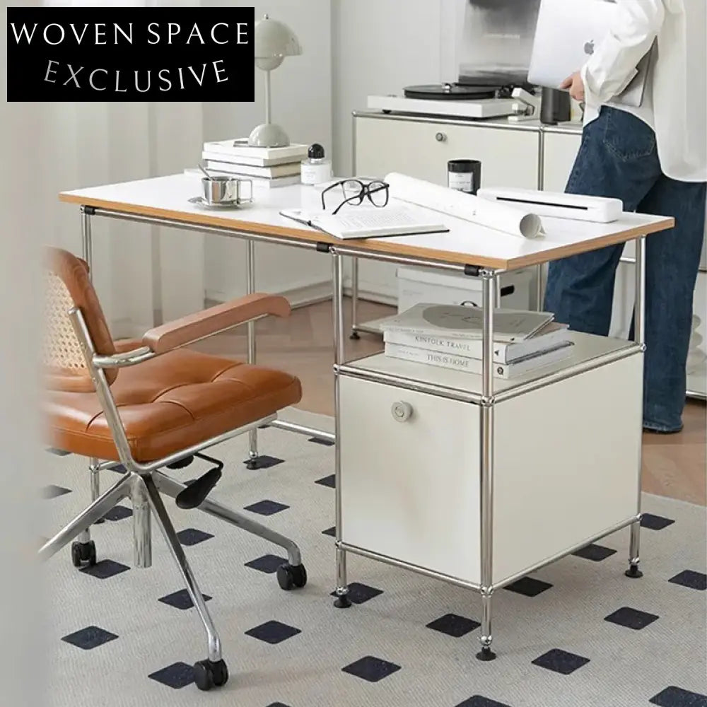 Modern Nordic Wooden Dressing Table for Bedroom or Home Office