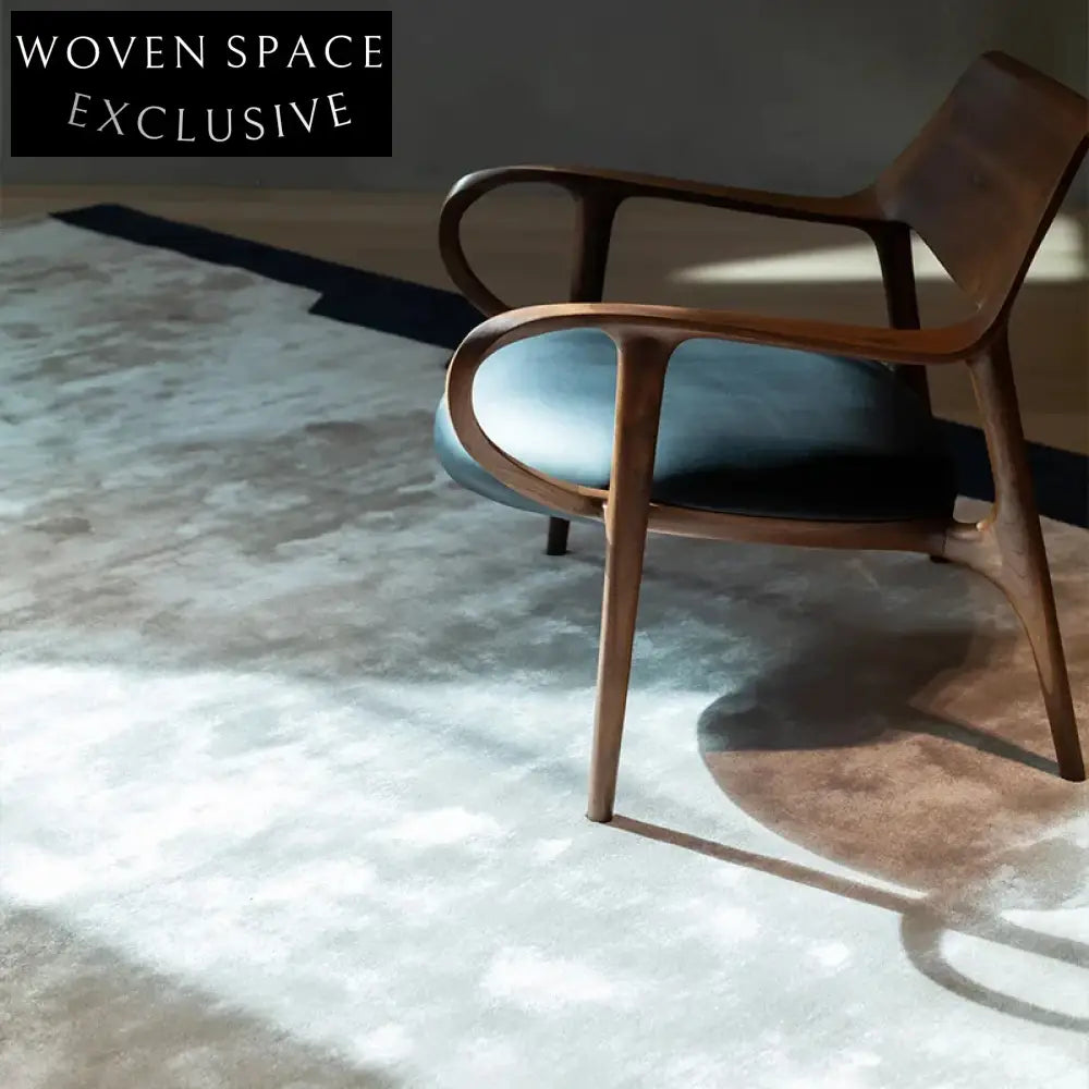 Modern Plush Geometric Polyester Area Rug for Living Room Comfort