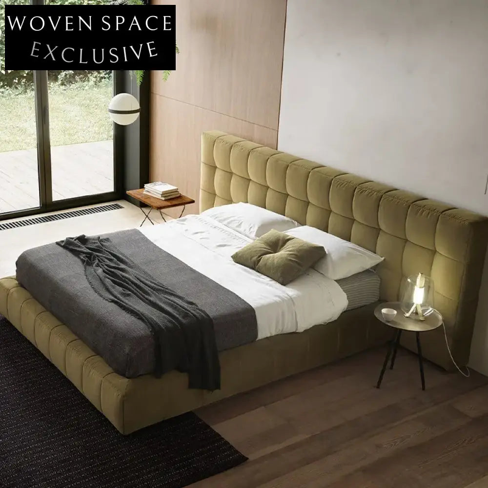 Modern Suede Fabric Upholstered King Size Bed Frame for Master Bedroom