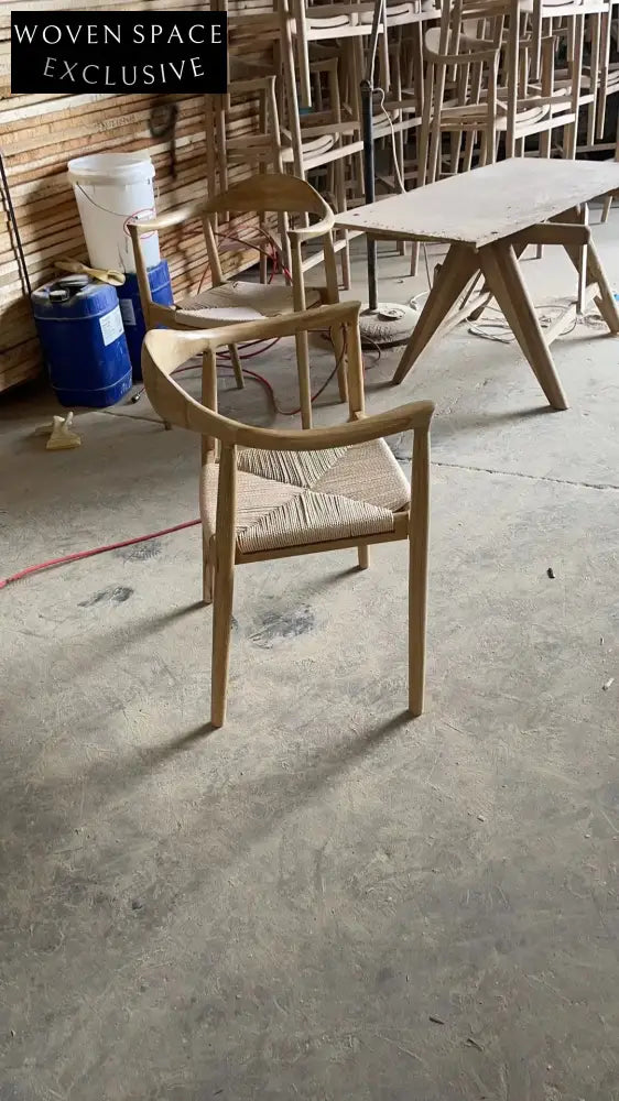 Solid Oak Curved Back Woven Round Stackable Dining Chair for Events