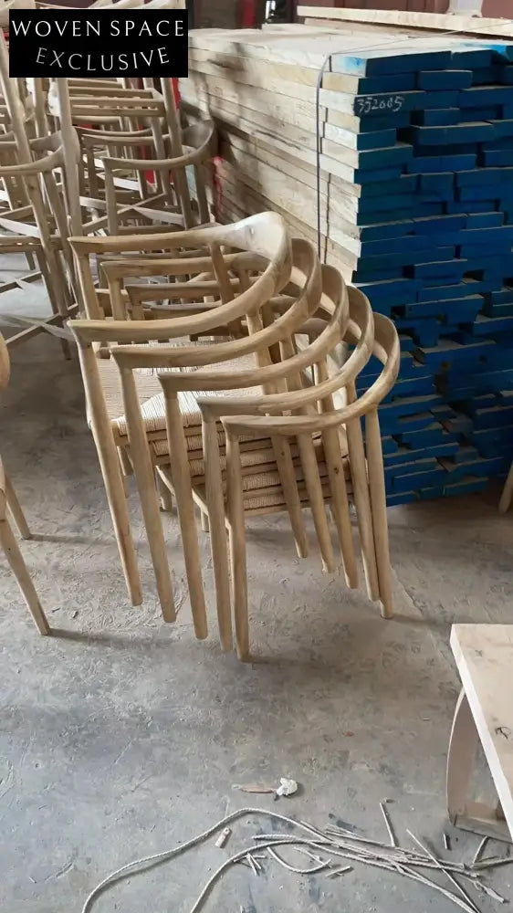 Solid Oak Curved Back Woven Round Stackable Dining Chair for Events