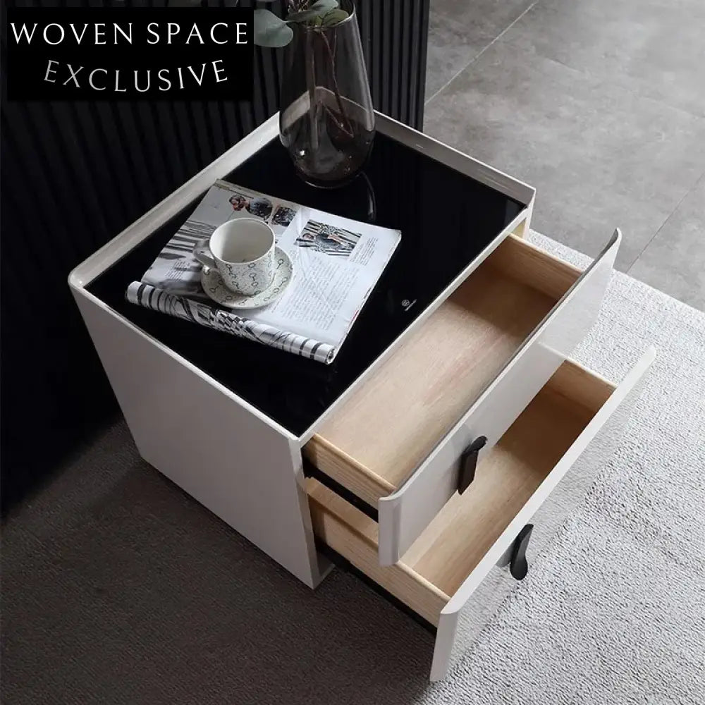 Nordic Minimalist Oak Wood Nightstand with 2 Drawers for Bedroom Storage