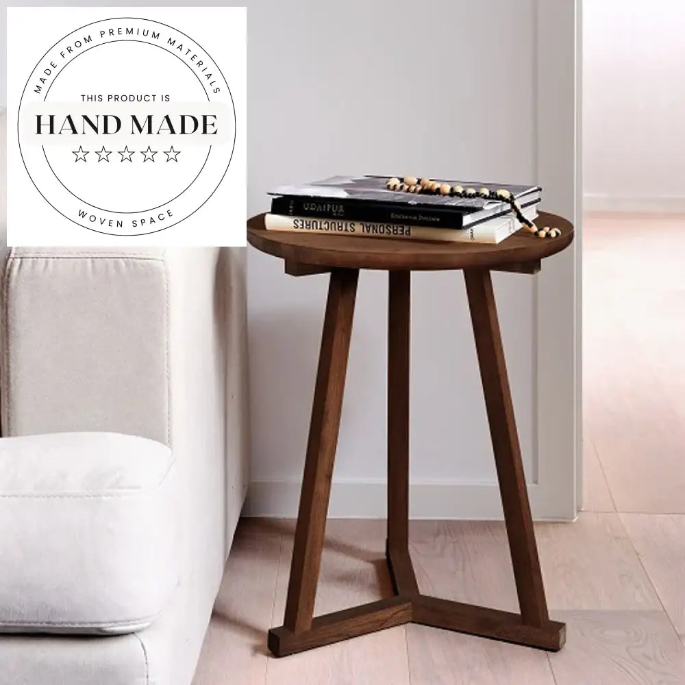 Nordic Modern Round Solid Wood Decorative Accent Side Table
