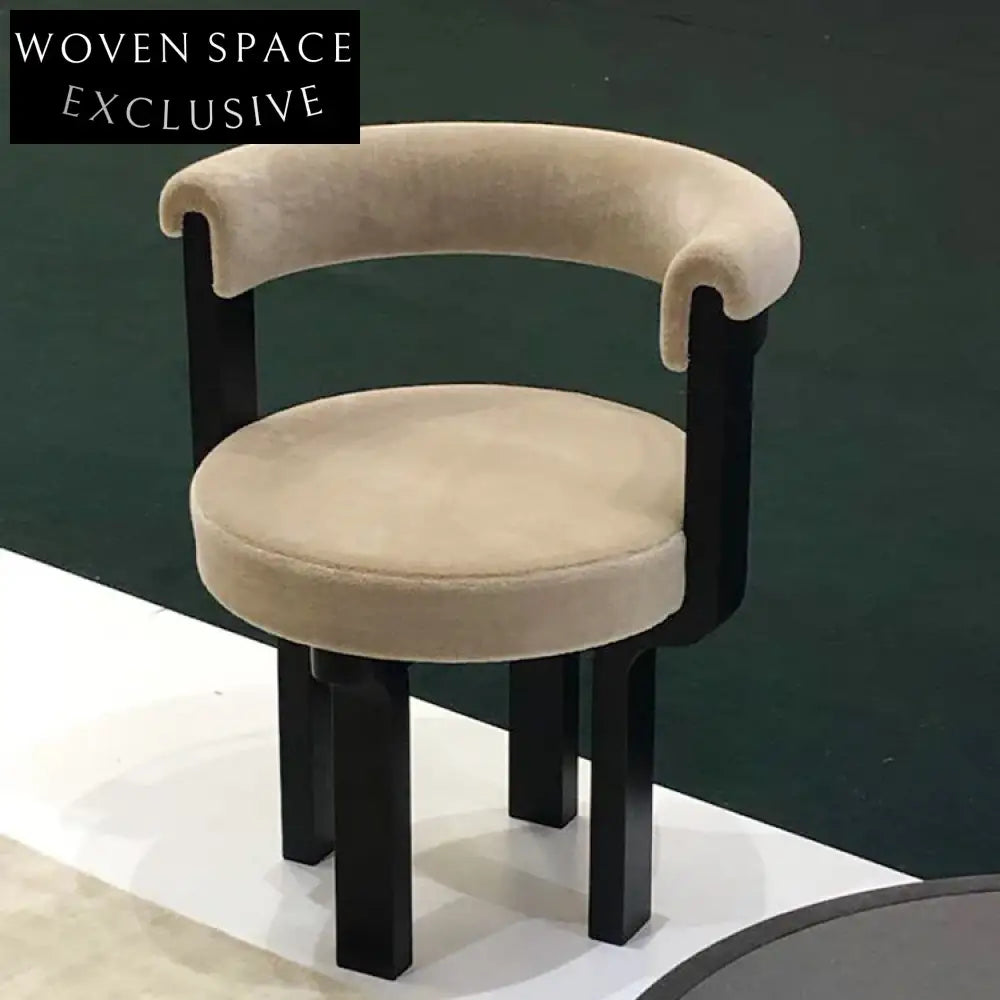 Nordic Solid Wood Fabric Armchair Dining Chair with Comfortable Backrest Design
