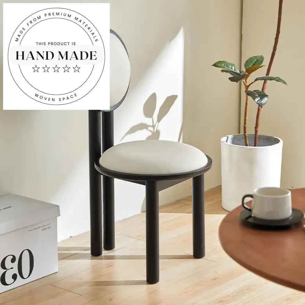 Nordic Solid Wood Round Back Modern Restaurant Wedding Dining Chair