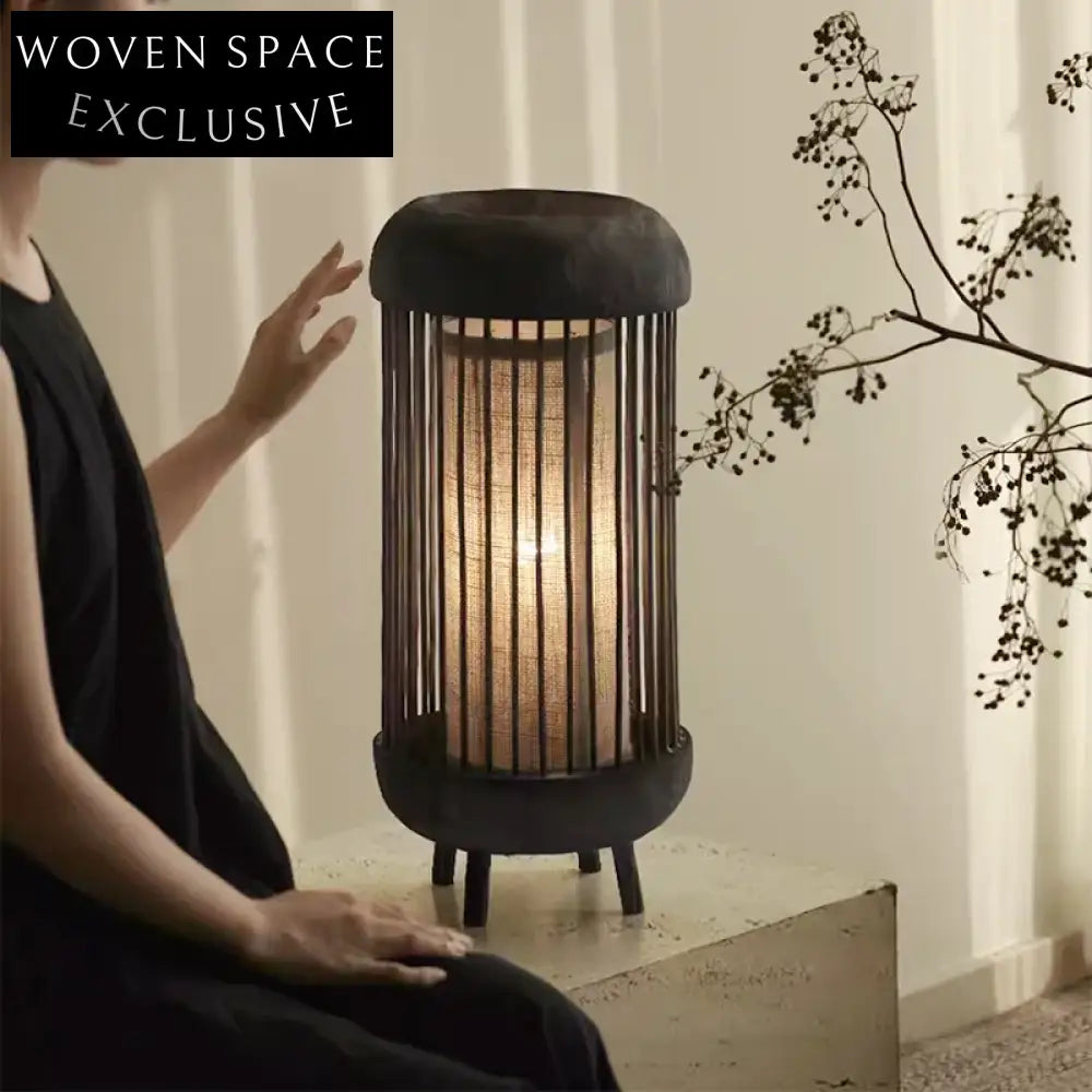 Nordic Vintage Paulownia Wood Frame Light Luxury Decorative Bedroom Table Lamp
