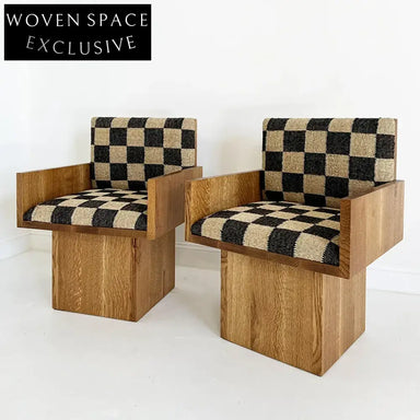 Nordic Vintage Wooden Armrest Dining Chair for Living Room and Vanity