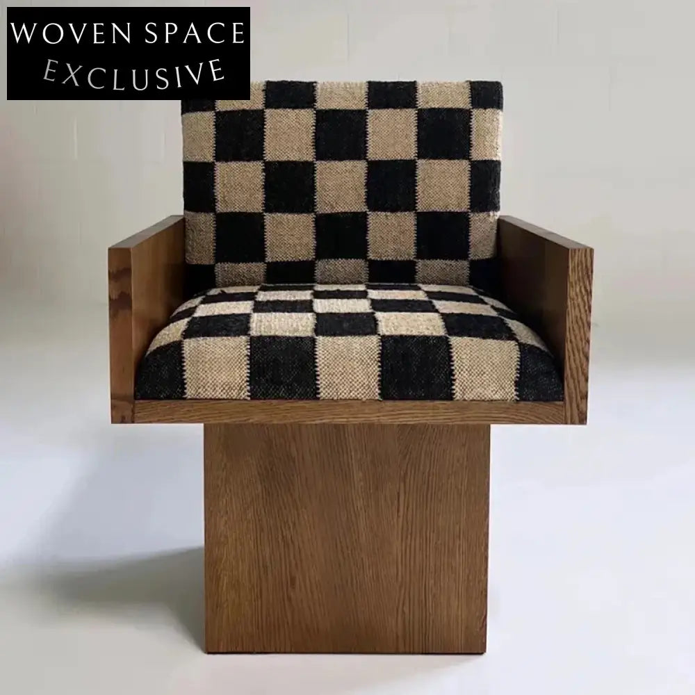 Nordic Vintage Wooden Armrest Dining Chair for Living Room and Vanity