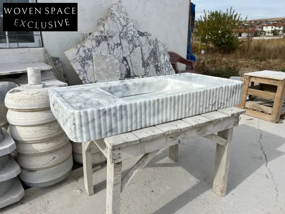 Odon Carrara Marble Sink with Ribbed Sides