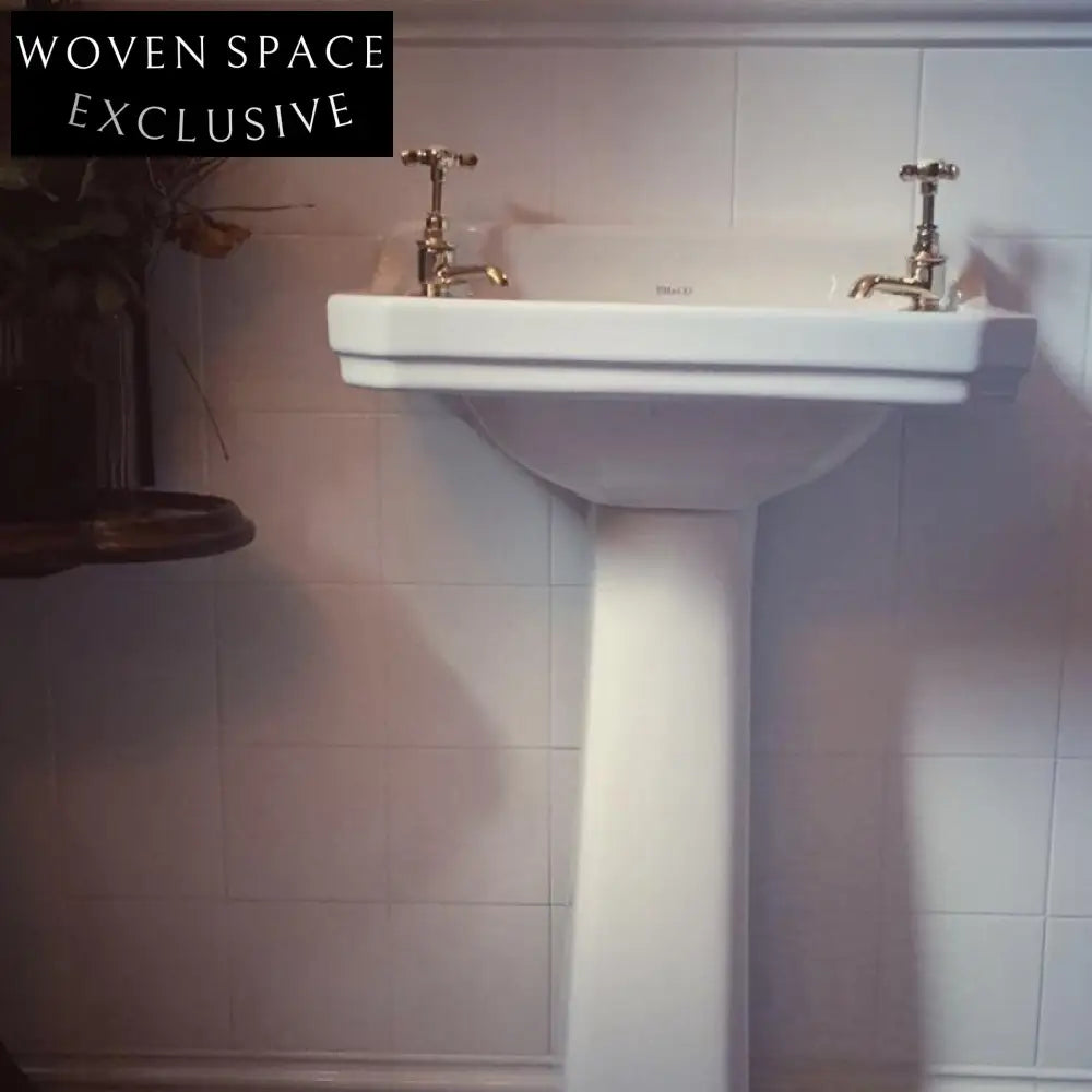 Petronille Retro Column Ceramic Basin Pedestal basin in stock