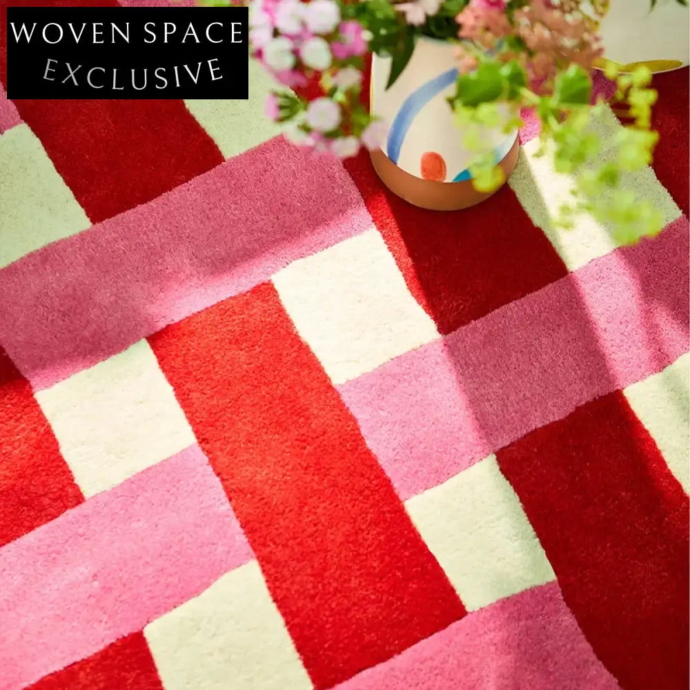 Plush Modern Minimalist Hand-Tufted Polyester Geometric Area Rug Carpet 0.5 Inch