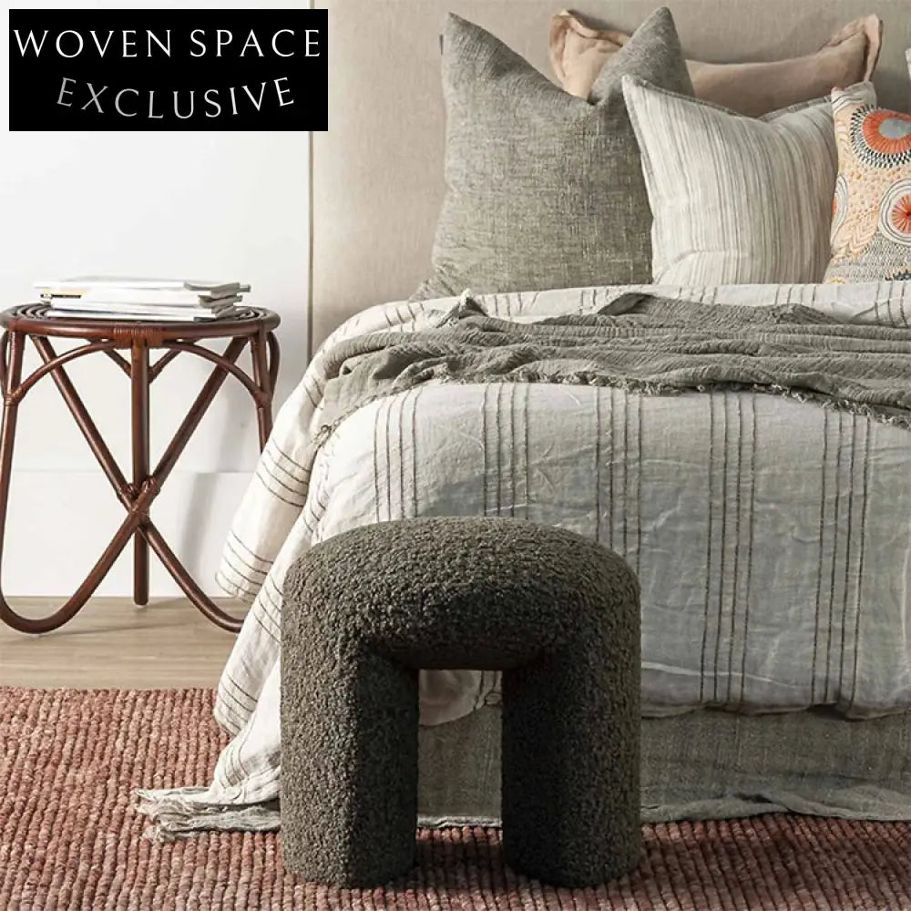 Plush Velvet Luxury Round Ottoman Stool, Modern Lamb Wool Accent Furniture