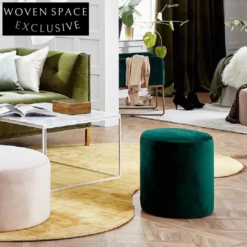 Plush Velvet Round Storage Ottoman: Chic Foot Stool for Modern Living