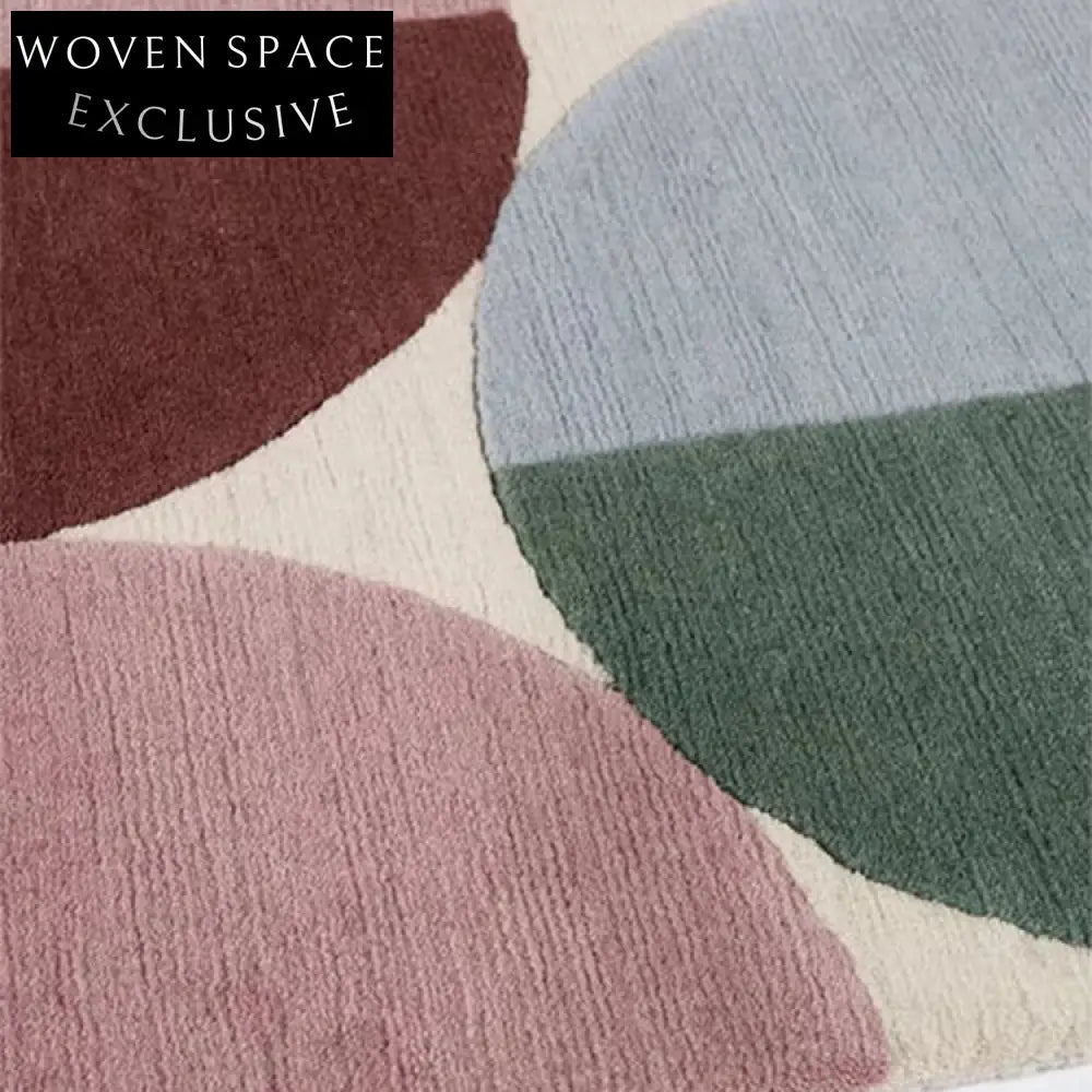 Premium Nordic Geometric Pattern Area Rug, Retro Style Handcrafted Polyester Carpet for Home Decor