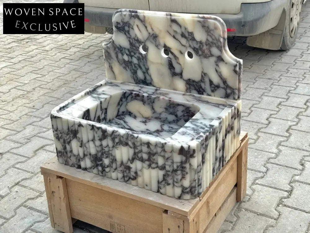 Riccardo Ribbed Calacatta viola backsplash marble sink