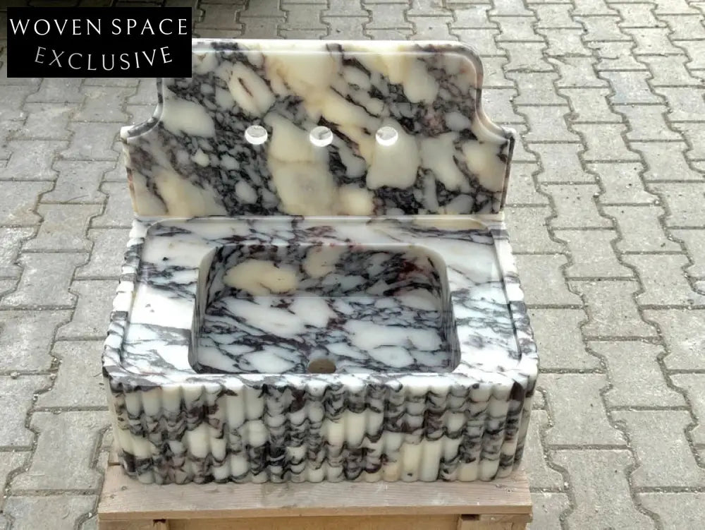 Riccardo Ribbed Calacatta viola backsplash marble sink