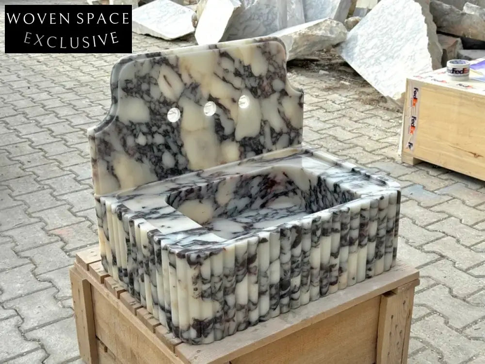 Riccardo Ribbed Calacatta viola backsplash marble sink