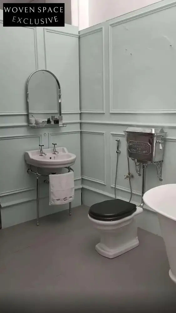 Romanette Arc-Shaped Brass Basin Set