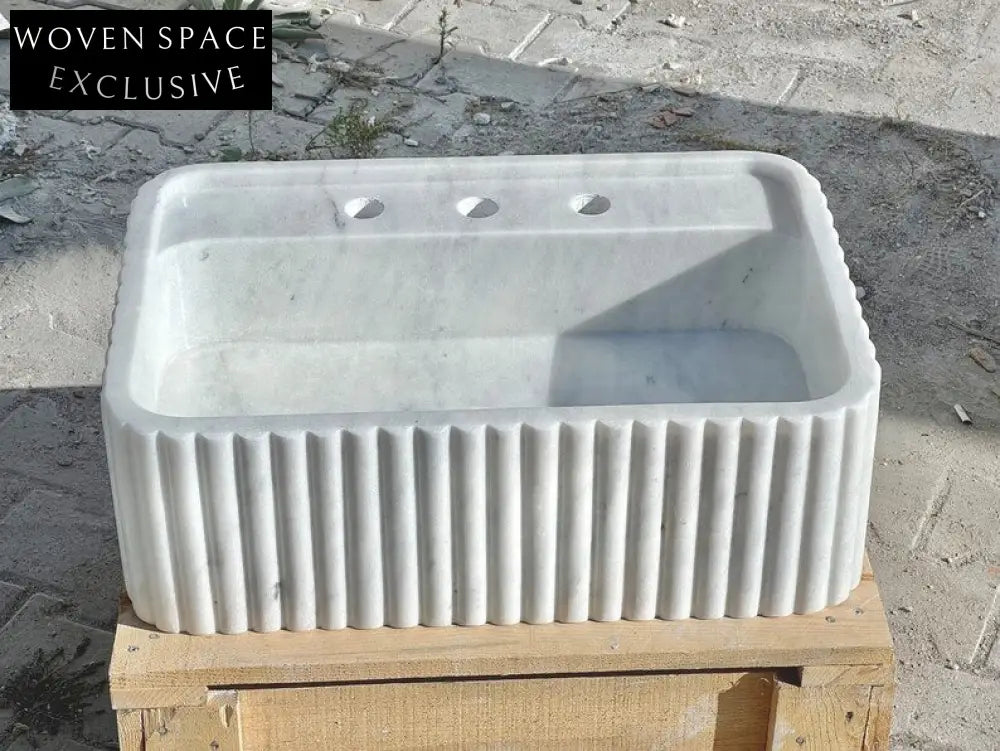 Seraffinu Carrara Marble Sink with Ribbed Sides