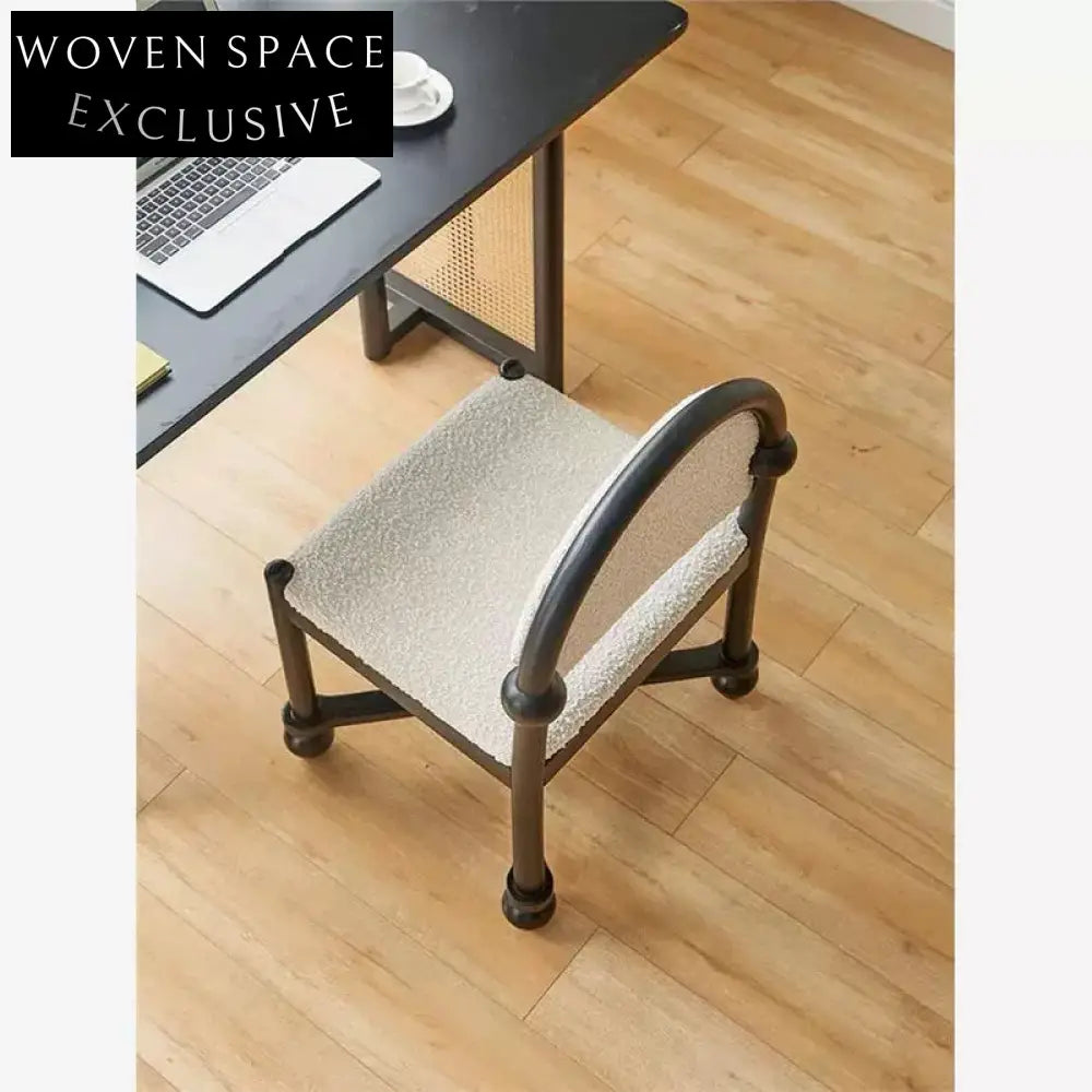 simple retro back chair