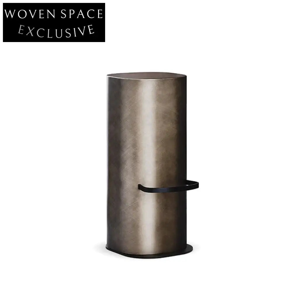 Sleek Modern Metal Bar Stool Counter Height Chair for Contemporary Kitchens