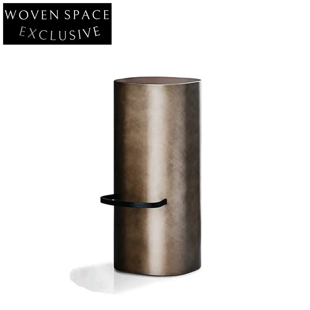 Sleek Modern Metal Bar Stool Counter Height Chair for Contemporary Kitchens