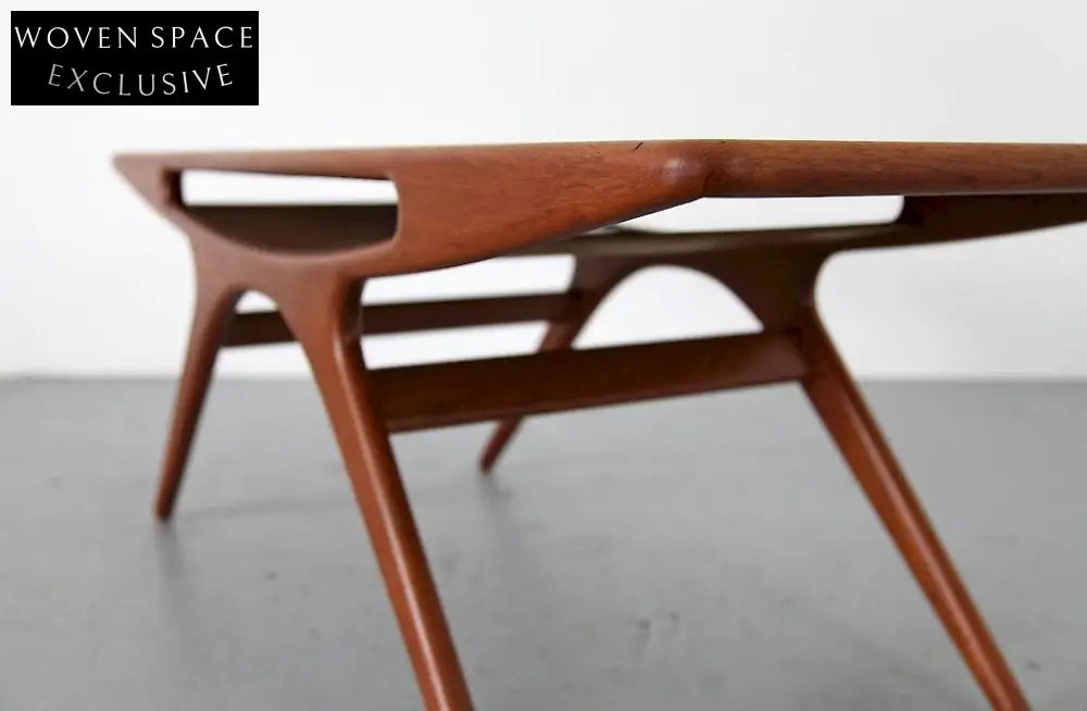 Smile Coffee Table: JAC by Johannes Andersen
