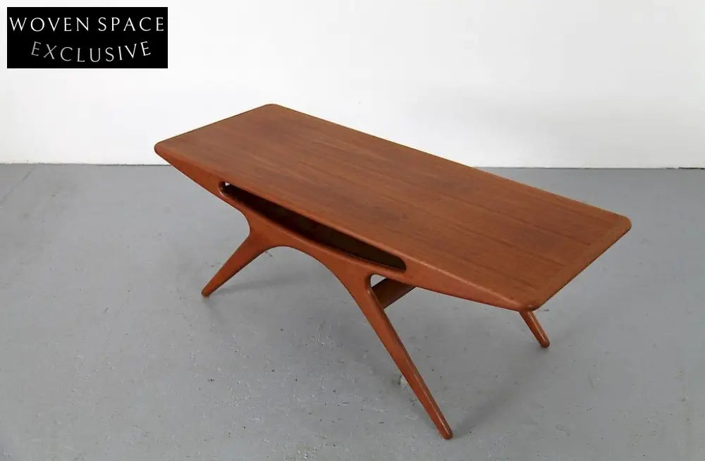 Smile Coffee Table: JAC by Johannes Andersen