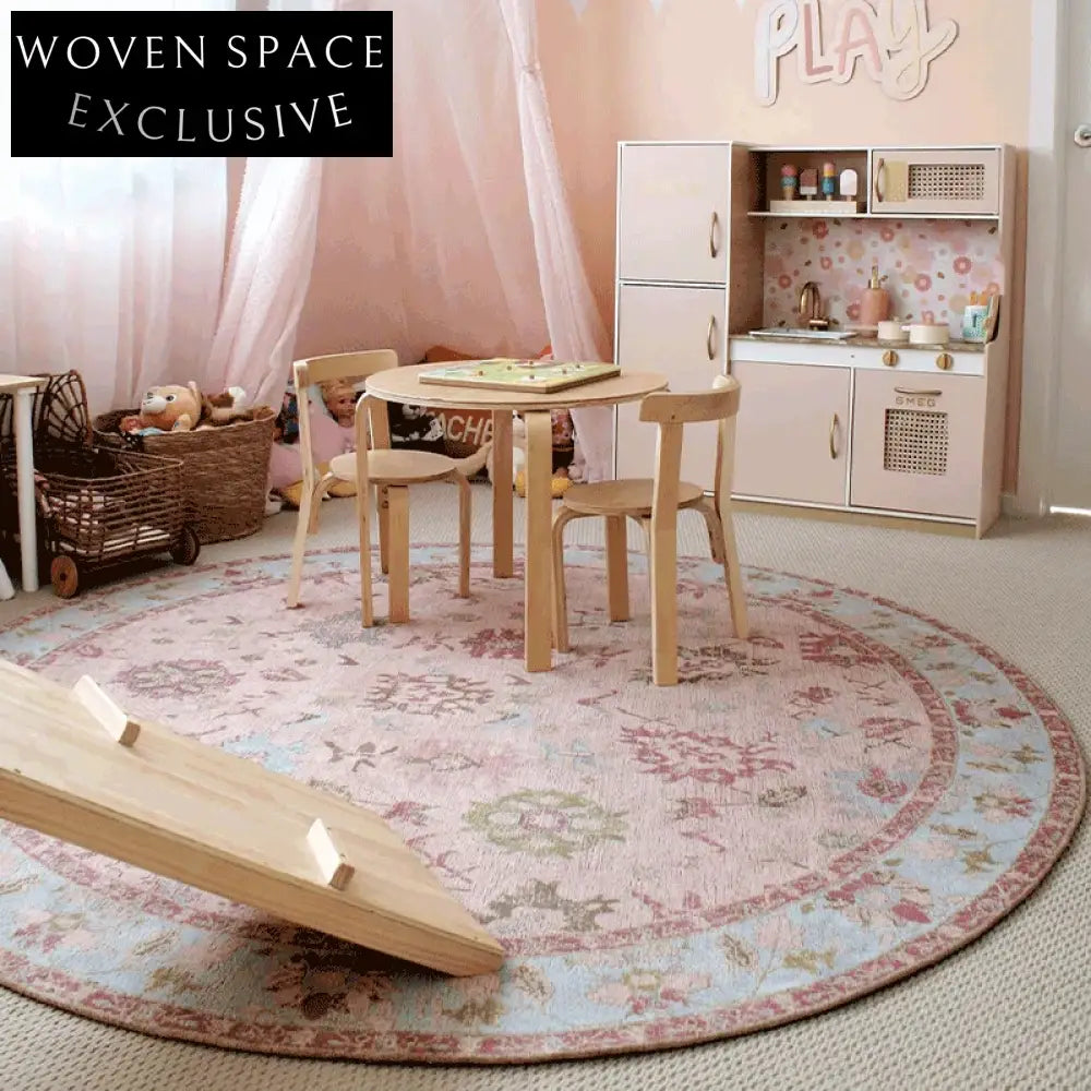 Soft Geometric Pattern Polyester Washable Area Rug for Kids' Spaces