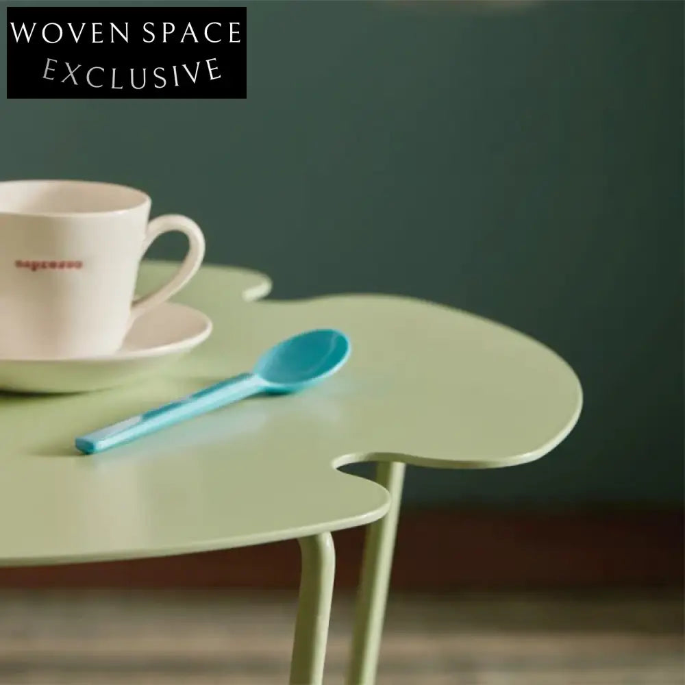 Stylish Flower Metal Side Table, Modern Living Room Accent Coffee Table