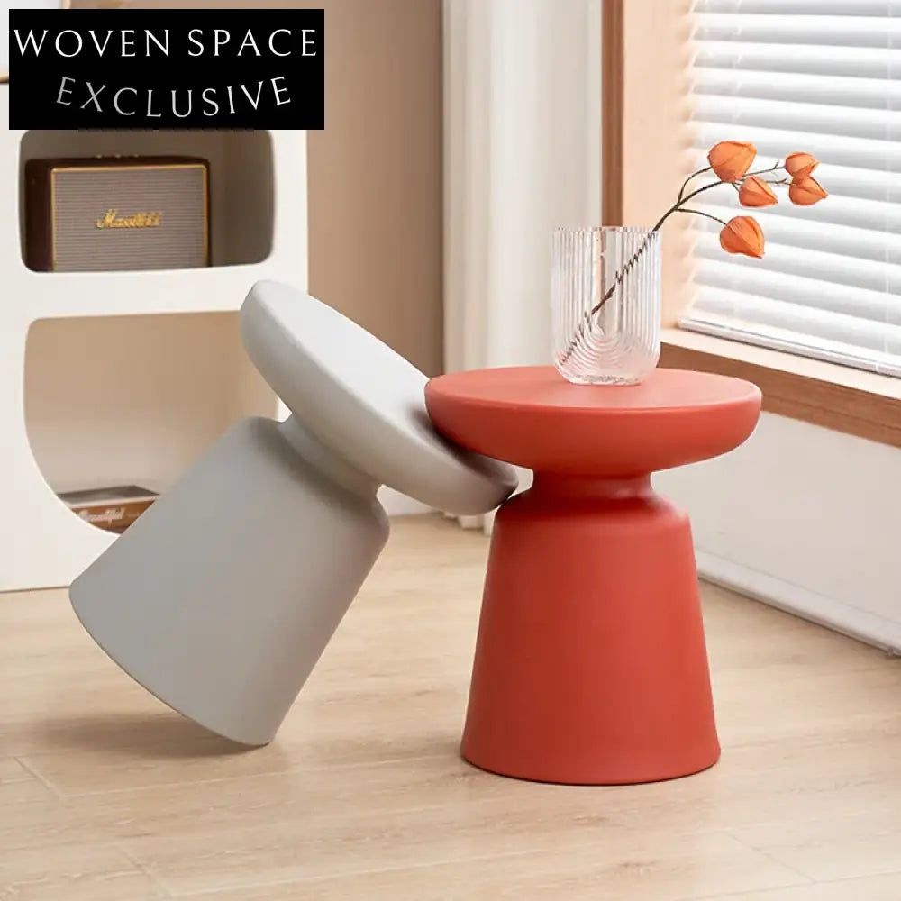 Stylish Modern Round Plastic Side Coffee Table for Living Room, Cafe